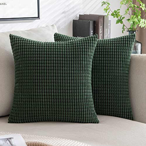 MIULEE 2er Set Kissenbezug Kordsamt Dekokissen Kissenbezüge Sofakissen Dekorativ Zierkissen Couchkissen Kissenhülle Kissen für Wohnzimmer Schlafzimmer 50x50 cm Dunkelgrün
