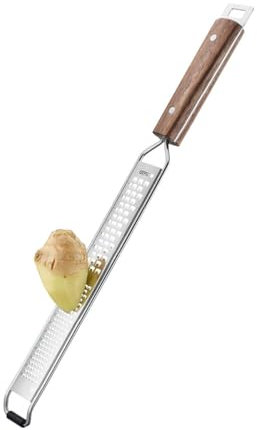 GEFU Fein- und Grobreibe MADERO | Edelstahlreibe mit Walnussholzgriff & Laser Cut Klingen | Für Käse, Muskat, Ingwer | Ergonomisch, rutschfest, mit Aufhängeöse