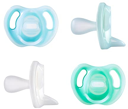 Tommee Tippee Ultra-light Dummies, 0-6 months, 4 pack of one piece silicone, BPA free Dummies