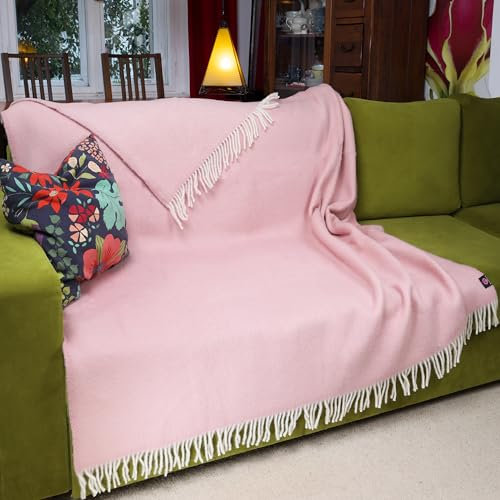 PinkZebra Sehr Warme Sehr Dicke 500 g/m² Merinowolle Decke ca. 160 x 200 cm, aus 100% natürliche Neuseeland Wolle, Kuscheldecke, Tagesdecke, Wohndecke, Couchdecke, Sofa-Decke mit Fransen, Rosa