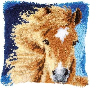 ROCKY&CHAO Knüpfhaken-Kits, Kissenbezug, Stickset, Knüpfhaken Kissenbezug für Erwachsene und Anfänger, Kissenbezug, Sofakissenbezug, Bastelsets, Pferd, 43 x 43 cm