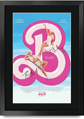 HWC Trading Barbie Margot Robbie, Ryan Gosling Geschenke Geducktes Signiertes Autogramm Foto für Fans von Film Memorabilien - A3 Gerahmt