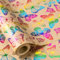 RUSPEPA Geschenkpapierrolle mit Schmetterlingen aus Kraftpapier für Frauen – Buntes SchmetterlingsDesign auf strapazierfähigem Kraftpapier für Geburtstage, Muttertag – 43,2 cm x 5 m
