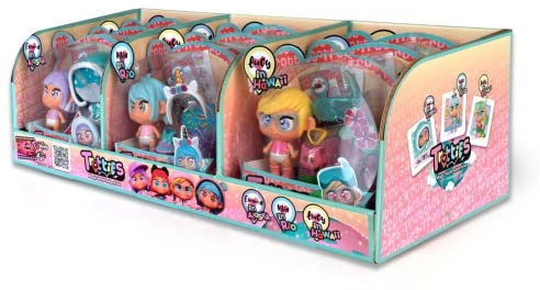 Trotties - Travel Outfits Mini Mia, 1 Mini-Puppe, farbenfrohe Fantasiekleidung und Einhorn-Accessoires, Aufkleber und Sammelkarte, 3 Verschiedene Modelle, +3 Jahre, Famosa (TFT06200)