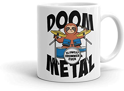 Jimbeels Doom Metal Faultier | Tasse 330 ml | Lustiger Spruch Heavy Metal | Geschenk für Metalfans Schlagzeuger Schlagzeug Kaffeetasse