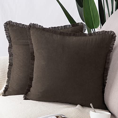 Madizz 2er Set Kissenbezügen aus Wildleder mit Fransenquasten Weiche dekorative Kissenbezüge für Sofa Schlafzimmer Kissenhülle Dunkelbraun 60x60 cm Quadrat