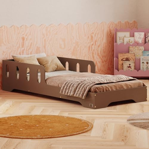 smartwood Kinderbett 80x160 cm mit Rausfallschutz, Holz, Braun, TILA 6 | Montessori Bodenbett, Lattenrost bis 230 kg, FSC-Zertifikat, abgerundete Kanten, Einfache Montage, ab 3 Jahren, 83x163x40 cm