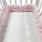 Geflochtene Kissen Geknotete Kinderbett-Stoßstange, Gitterbett-EinfassungNeue Handgewebte Lange Knotenkugel Vierstranggeflecht Weiche Gitterbett-Einfassung(Pink,4m)