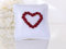 Premium Weddings Ringkissen Hochzeit weiß mit rotem Herz 20x20 cm - Ringkissen Weiss Ringkissen rotes Herz Kissen Trauringe