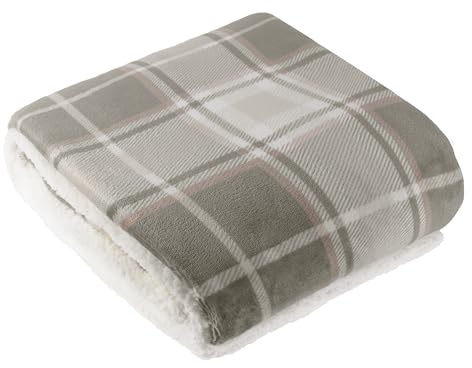 furn. Wylder Braemar Throw – Soft Cosy Tartan Check Sherpa Fleece Blanket (Green/Natural - 140x180cm)