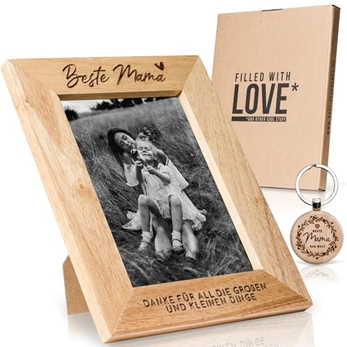 kupi Geschenk Muttertag Fotorahmen 27x22 | Muttertagsgeschenk Bilderrahmen mit Gravur | Beste Mama Geschenke zum Geburtstag | Geschenkset mit Schlüsselanhänger