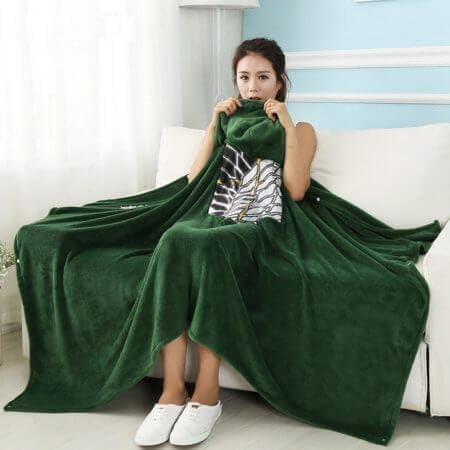 CosplayHero Kuschelige Attack on Titan Decke in Hoodie Version, S