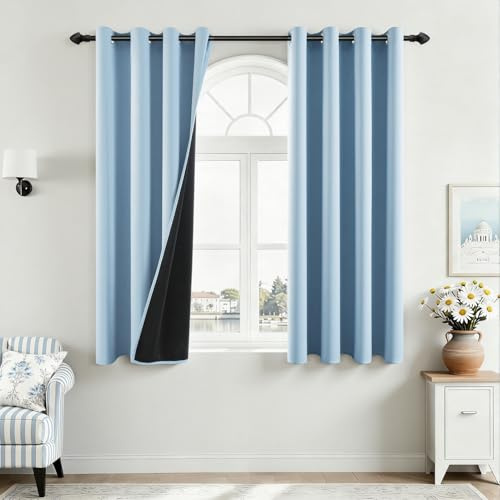 MRTREES Vorhänge Schlafzimmer Fenster Kurz Blau 100% Blickdicht Gardinen mit Ösen 2er Set 160 cm Lang 140 cm Breit, Thermovorhang Gegen Kälte Wohnzimmer Modern Verdunklungsvorhänge