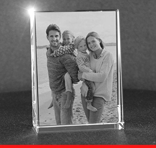 VIP-LASER 2D Gravur Glas Kristall Flachglas selbststehend Hochformat mit dem Foto Deiner Familie. Dein Wunschfoto für die Ewigkeit Mitten in Glas! Groesse L = 80x60x24mm