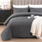 Qucover Tagesdecke 240x260cm Dunkelgrau,100% Baumwolle Bettüberwurf, Ultra Weiche Tagesdecke Stickerei, Bedspreads 240x260, Steppdecke mit 2 Kissenbezügen, Sofa Überwurfdecke Wohndecke für Bett