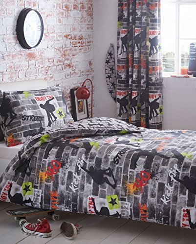 Kidz Club Teenagers King Size Duvet Cover and 2 Pillowcase Bedding Bed Set Cool Skateboards and Graffiti Quilt Cover Set - Tricks, Grey