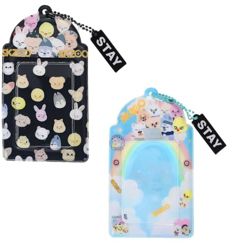 QOCUILC 2 Stück Kpop Kartenhalter, SK Kartenhalter, Ausweishalter mit Cartoon-Motiven, stylische, kratzfeste Kartenhüllen, Schlüsselanhänger, Fangirl Anhänger