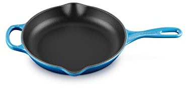 Le Creuset Signature Gusseisen Brat- und Servierpfanne, Rund, Ø 23 cm, Für alle Herdarten inkl. Induktion geeignet, 1,93 kg, Azure, 20182232200422