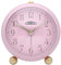 PRIM Candy Pastel Alarm Pink Metal Wecker ohne Ticken, klassischer Wecker analog mit goldenen Zahlen in süßen Pastellfarben, Ideal auch als Vintage Deko