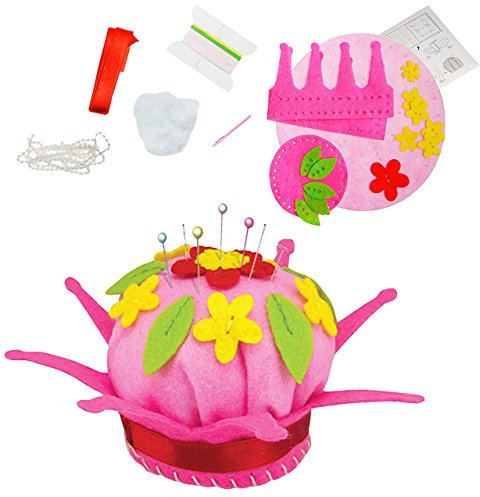 alles-meine.de GmbH Bastelset - Filz Nadelkissen - Krone pink - mit Blüten - zum Sticken, einfaches Nähen per Hand - Nähzeug Zubehör - Komplettset filzen - Stecknadeln - Crea..