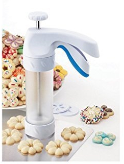 Wilton Comfort Grip Spritz Cookie Gun Press Spritz Recipe Included (3-Pack)