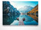 Atemberaubendes Berg Bild Pragser Wildsee. Dolomiten - 150x100cm große XXL Leinwand. Tolles Wandbild als Hintergrund und Deko für Wohnzimmer & Schlafzimmer. Fertig aufgespannt auf 4cm Holz-Keilrahmen