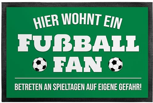 True Statements Fußmatte „Fußballfan“ mit Fußball-Design - für Innen & Außen – rutschfest, extra dünn & saugfähig - Türmatte - Eingangsbereich Deko - Geschenk für Fußballer