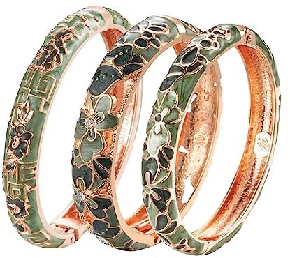 Wynameleri 2er-Set Emaille-Armreifen für Damen mit Naturmotiven | Zwei abgestimmte Designs je Set, seitlich aufklappbar, florale und dekorative Muster, verschiedene Farbvarianten