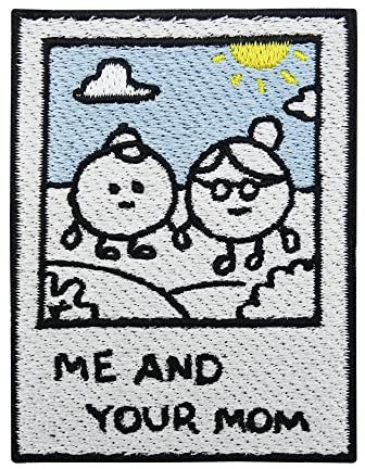 Finally Home Patch zum Aufbügeln - Me and Your Mom | Foto Retro Patches, Lustige Mutter Bügelbilder, Old School Spruch Aufbügler, Witziger Aufnäher, Vintage Flicken