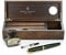 Diplomat Excellence A2 Evergreen vergoldet, Edelstahlfeder M, Füllhalter-Set mit Füllertinte im Tintenglas, Tintenkonverter und Stifteablage aus Holz - Wenge, Schreibset