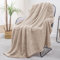 Exclusivo Mezcla Kuscheldecke Flanell-Fleecedecke mit Blättermuster,130 x 170 cm Sofadecke für Ganzjahreszeit, Flauschig und Warm, Beige