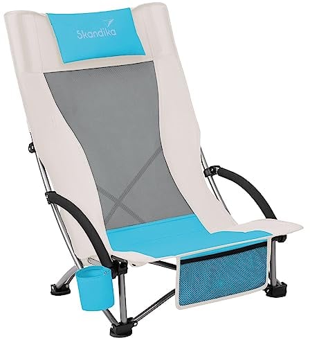 Skandika Strand Klappstuhl Beach | Bequemer Strandstuhl mit atmungsaktivem Mesh, Getränkehalter, niedrig, leicht zu transportieren, max. 136 kg | Faltbarer Campingstuhl, Liegestuhl (beige/türkis)