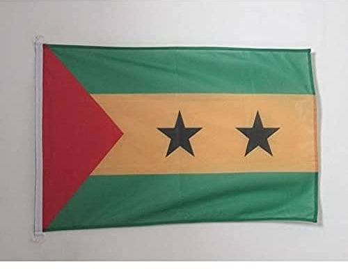 AZ FLAG - Drapeau Sao Tomé-et-Principe - 45x30 cm - Pavillon Nautique Santoméen Spécial Bateau Et Extérieur En Maille Bloquée Avec Anneaux Plastiques Intégrés - 30g