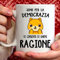 TeeDesign Tazza divertente GATTO dito medio - Mug sono per la democrazia vi consento di darmi ragione