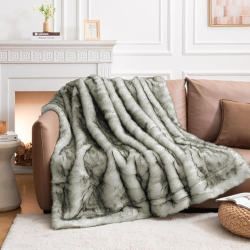 HOMFINE Luxuriöse Kunstfelldecke Felldecke Kunstfell - Kuscheldecke Flauschig Fellimitat Decke Webpelzdecke Pelzdecke Wohndecke Kunstpelz für Couch Bett, 230x270 cm, Weiß