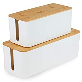 addhome Kabelbox 2er Set | Kabelchaos ordnen mit Stil | Weißer ABS-Kunststoff und Bambusdeckel | passen zu jeder Einrichtung | Genug Platz für Stecker und Netzteile | inklusive Gummifüße und Klettband
