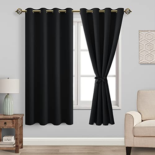 JIUZHEN Vorhänge Blickdicht mit Ösen Verdunklungs Gardinen Schlafzimmer Blickdichte Vorhänge Ösenschal Vorhang gegen Kältes und Hitze Curtains Blackout ThermoVorhang 2er Set 137x117cm(HxB) Schwarz