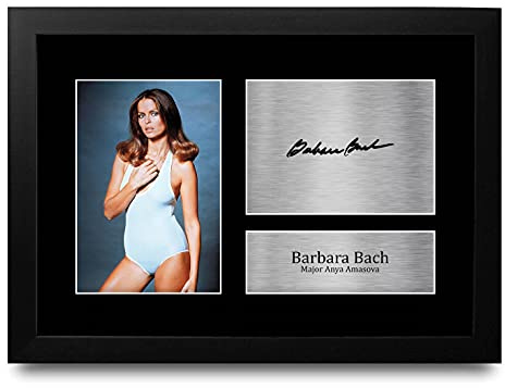 HWC Trading FR A4 Barbara Bach James Bond The Spy Who Loved Me Geschenke Gedruckt, Signiert Autogramm Bild Für Film-Erinnerungsstücke-Fans - A4 Framed