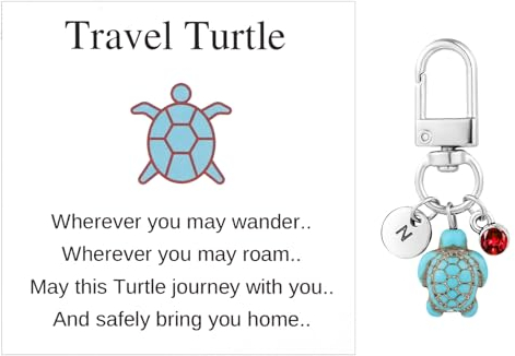 lasuroa Reise Schildkröten Anhänger, Niedlicher Schildkröten Schlüsselanhänger mit Rotem Edelstein und Ermutigungskarte Kreative Namensinitialen Meeresschildkröten-Anhänger für Familienfreunde (N)
