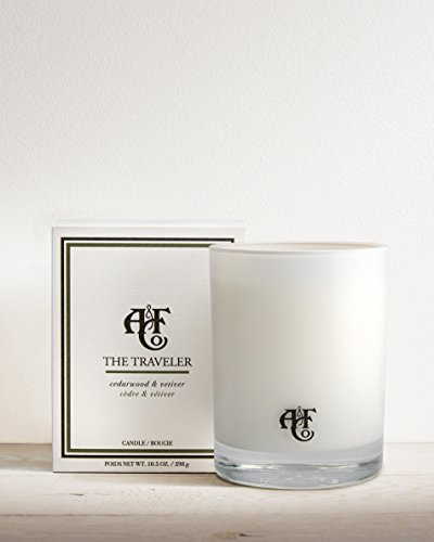 Abercrombie & Fitch The Traveler Scented Candle Cedarwood & Vetiver 285g