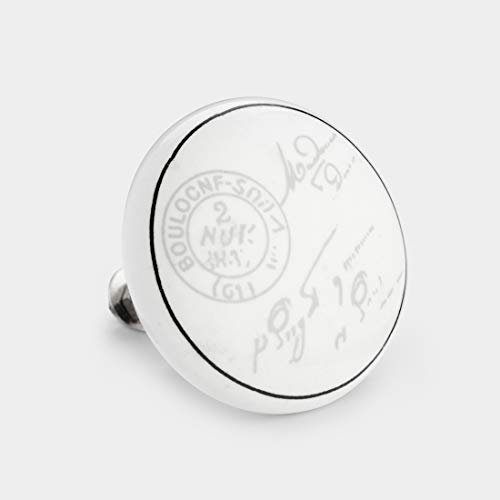 Pushka Home Large White Boulogne Vintage Hardy Ceramic Cupboard Door Knob. 50mm handle features grey & black detailing & sold individually. Suits doors up to 21mm. Vintage style white knob is ideal for white furniture doors and others.
