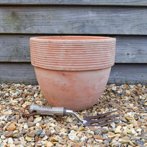 Bedwen 'Mondo Lines' Terracotta Plant Pot – 30cm Frost Proof Outdoor Pot for Garden & Patio
