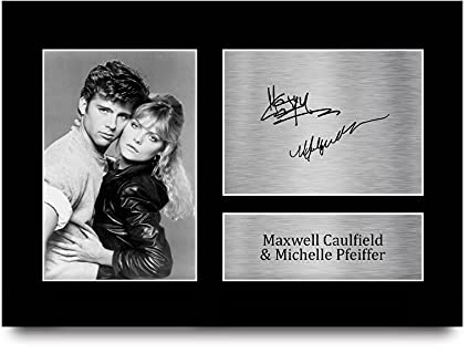 HWC Trading A4 Maxwell Caulfield & Michelle Pfeiffer Grease 2 Wandbild - Metallisches Wanddekoration Filmplakat für Schlafzimmer & Wohnzimmer