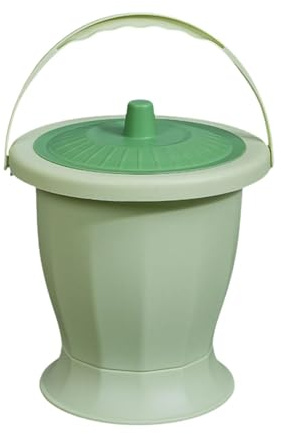 Woideklu Chamber Pot Portable Night Pot Bucket Urinal Spit Container Night Jug Bottle with Practical Handle and Lid Made of PP Material for Seniors and, Green with Ring