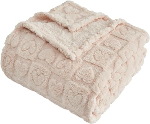 FY FIBER HOUSE Throw Blankets with Heart Checkered,Soft Warm Blankets for Lover Mom Father Gifts,Washable Lightweight Fuzzy Blanket for Couch Sofa Bed Office All Season(Beige,60x80)