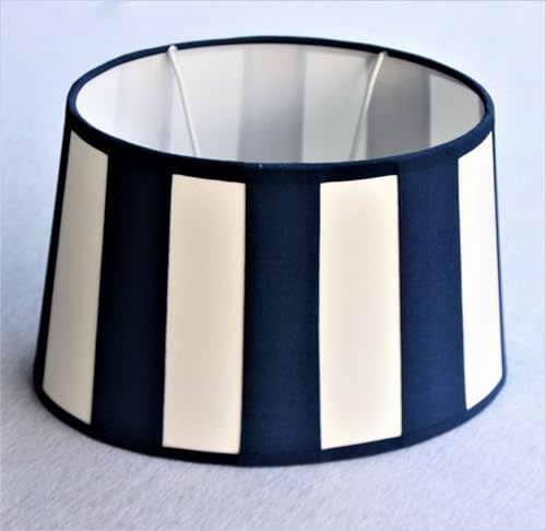 Lampenschirm, Chintz,. oval, Balkenstreifen mitternachtblau-blau/creme Du=22 / H=14cm / Do=17cm Befestigung unten E27 (optional lieferbar Reduzierring auf E14)