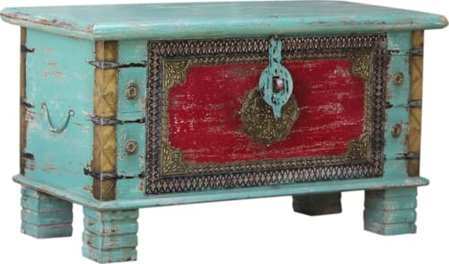 Vintage Holzbox, Holztruhe, Couchtisch aus Massivholz, verziert, Modell 42