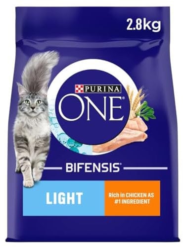 Purina One Light Adult Dry Cat Food Chicken and Wheat 2.8kg