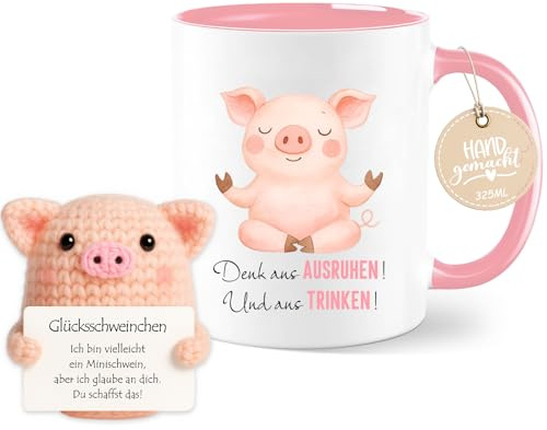 Farbeele Einschulung Tasse Junge Mädchen, 325ml Tasse mit Strick-Deko Glücksschweinchen Glücksbringer, Geschenk für Frauen Männer Kinder, Geburtstag, Einschulung, Kindergarten, Prüfungsgeschenk
