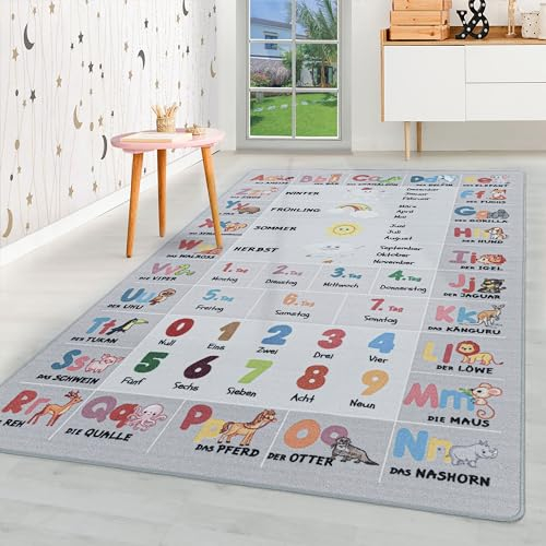 HomebyHome Kurzflor Kinderteppich für Jungen und Mädchen 100 x 150 cm Grau Alfhabet Design - Waschbarer Teppich Extra Weich und Antiallergen - Teppich für Kinderzimmer, Babyzimmer und Spielzimmer